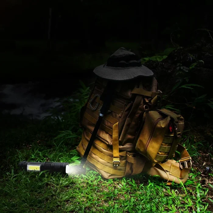 Solight LED nabíjacie vreckové svietidlo so zoomom, 100lm + 70lm, Li-Ion, USB, čierna – Obrázok 2