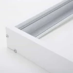Solight hliníkový biely rám pre inštaláciu LED panelov s rozmerom 295x1195mm na stropy a steny, výška 68mm – Obrázok 2