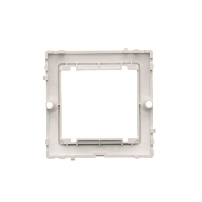 Adaptér pre montáž štandardu 45×45 mm, biela – Obrázok 2