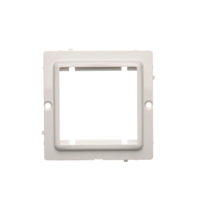 Adaptér pre montáž štandardu 45×45 mm, biela – Obrázok 3